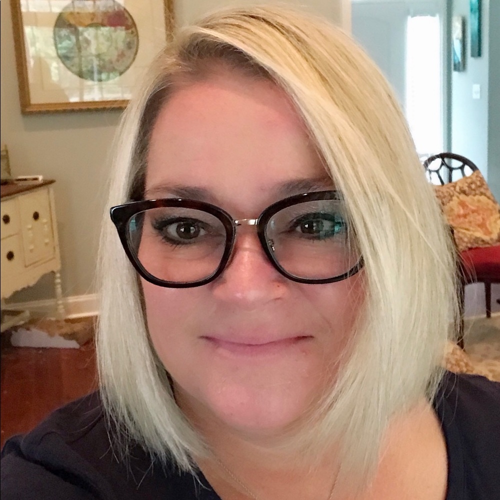 Meet your Posher, Vanessa